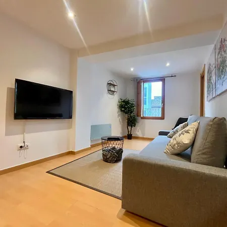 Atuaire Picotas En El Centro Historico * Burgo