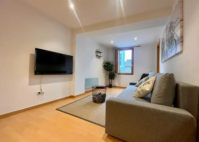 Atuaire Picotas En El Centro Historico * Burgo